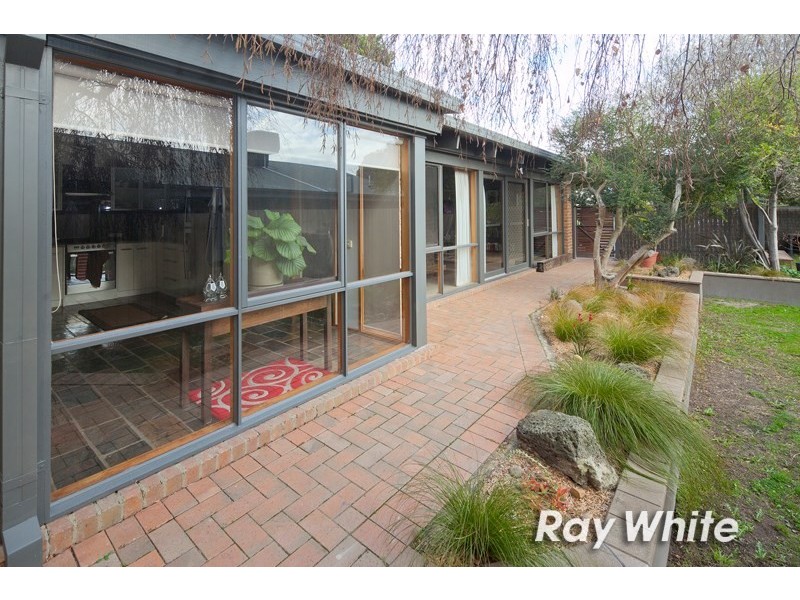 24 Olearia Crescent, Langwarrin VIC 3910