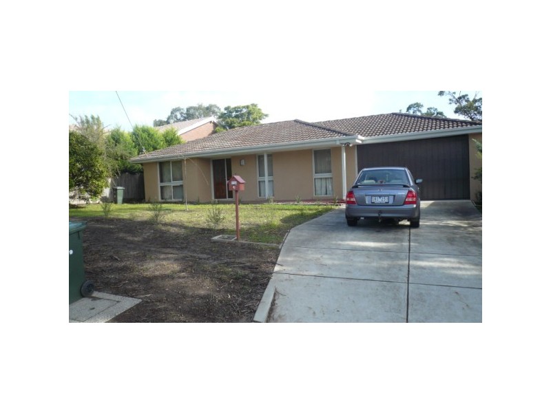 9 Govan Street, Langwarrin VIC 3910