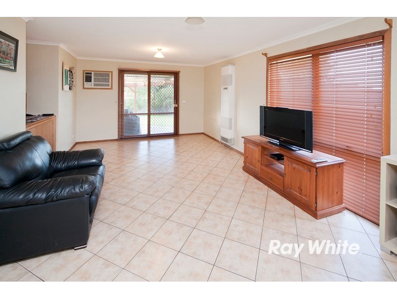 24 Richard Drive, Langwarrin VIC 3910