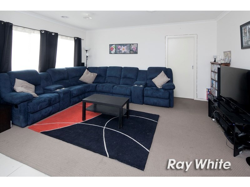 3/70 Edward Street, Langwarrin VIC 3910