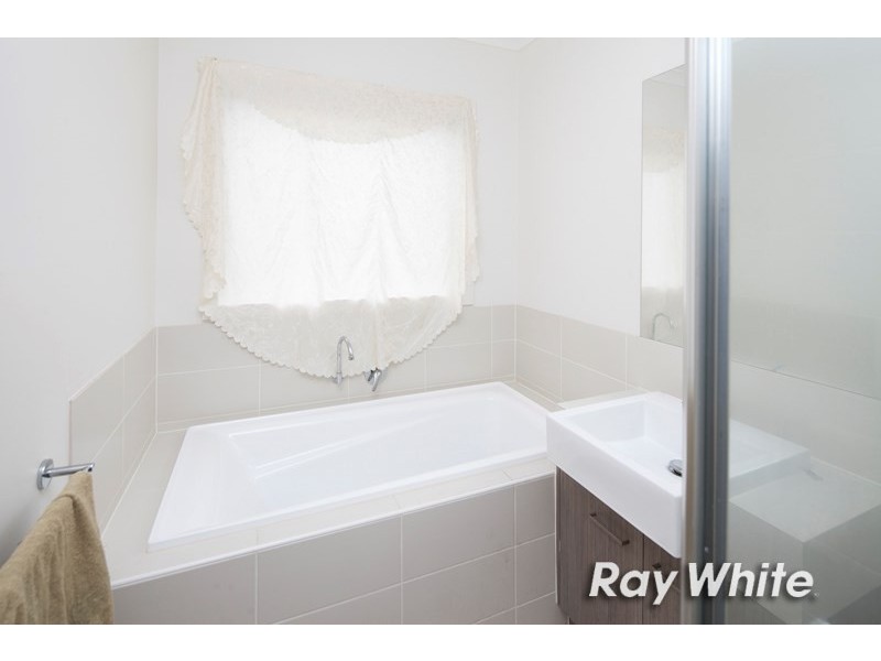 3/70 Edward Street, Langwarrin VIC 3910