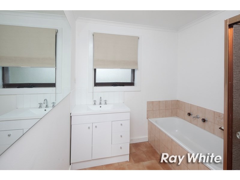 31 Clarendon Drive, Somerville VIC 3912