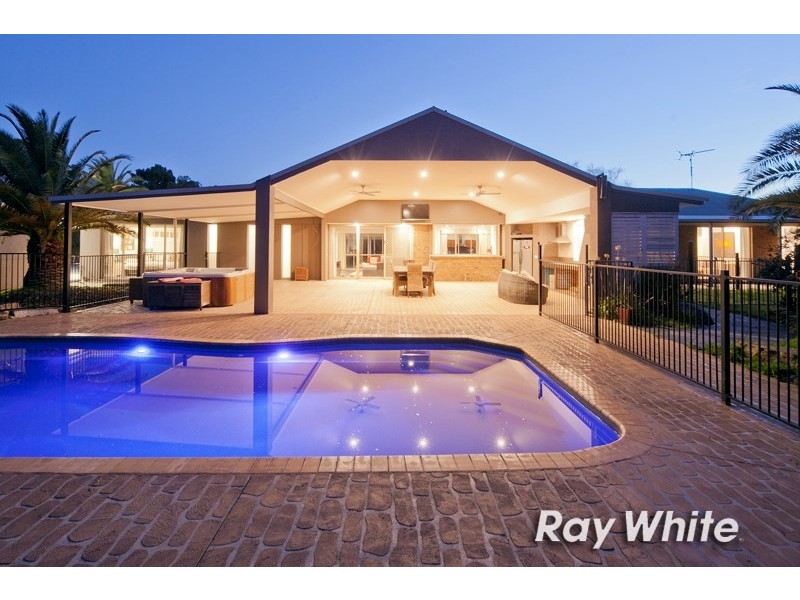 445 Robinsons Road, Langwarrin VIC 3910