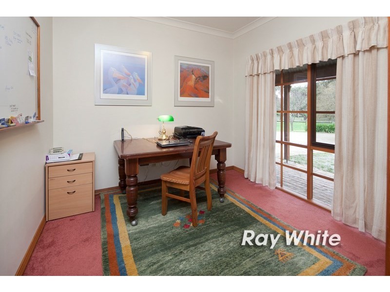 42 Bellbird Court, Langwarrin VIC 3910