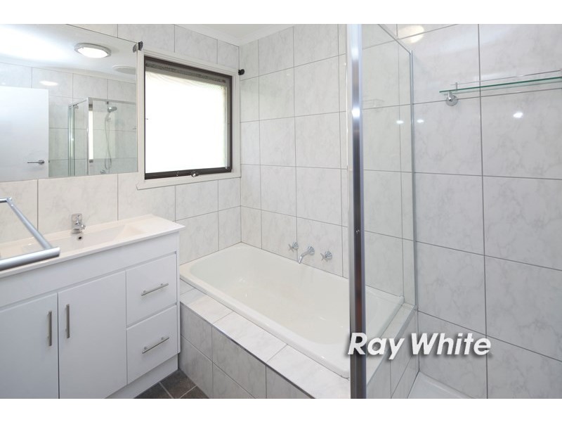 7 Crathie Court, Frankston VIC 3199