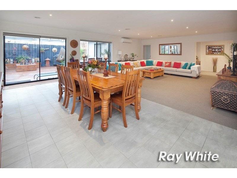 2/31 Station Street, Somerville VIC 3912