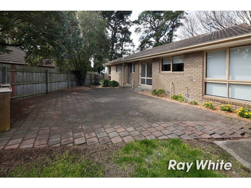 2 Almond Bush Street, Somerville VIC 3912