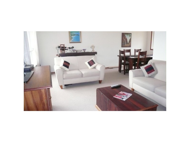 6 Selsey Street, Seaford VIC 3198