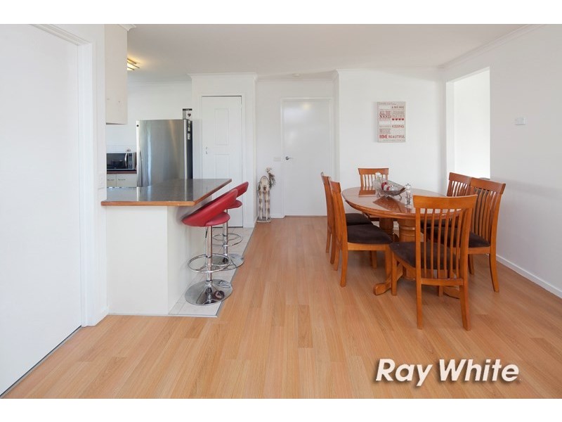 8 Glendale Close, Langwarrin VIC 3910