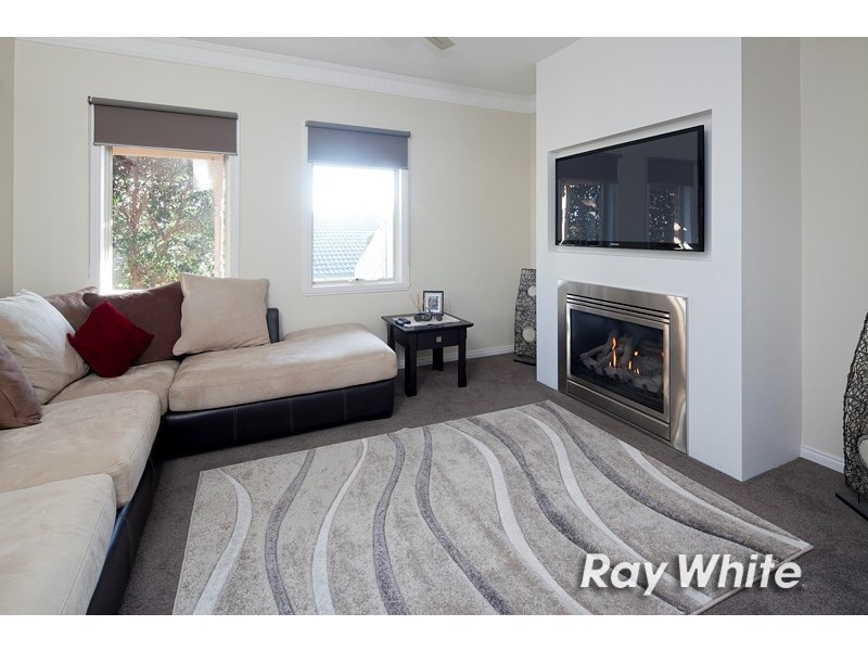 3 Bottlebrush Court, Langwarrin VIC 3910