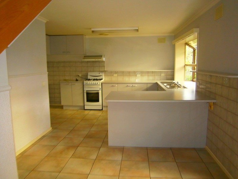 6 Ferndale Drive, Frankston VIC 3199