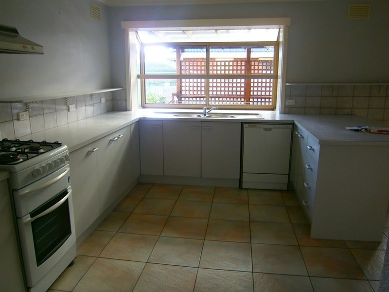 6 Ferndale Drive, Frankston VIC 3199