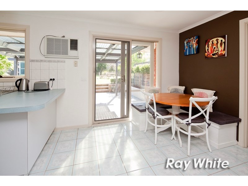 99 Clarendon Drive, Somerville VIC 3912