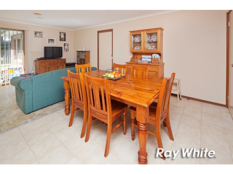 11 Madeleine Court, Somerville VIC 3912