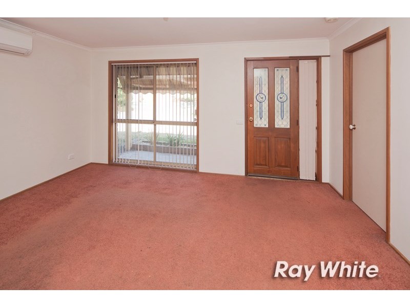 13/10 Lemnian Court, Langwarrin VIC 3910