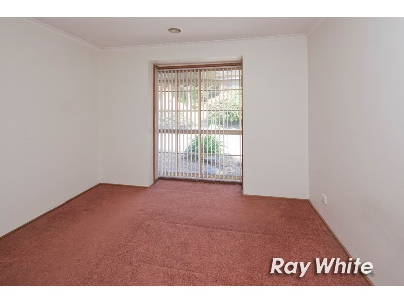 13/10 Lemnian Court, Langwarrin VIC 3910