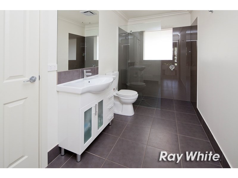 8 Vista Court, Somerville VIC 3912