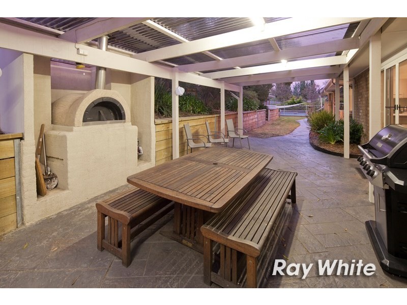 8 Vista Court, Somerville VIC 3912