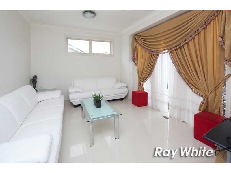 2/37 East Road, Seaford VIC 3198