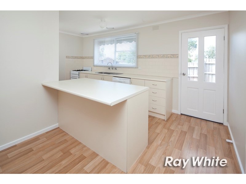 8 Indigo Court, Frankston North VIC 3200