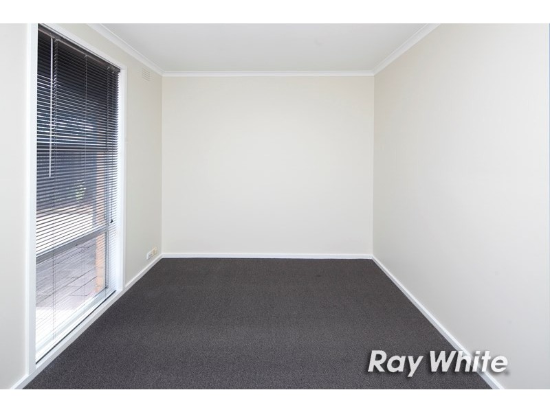 8 Indigo Court, Frankston North VIC 3200