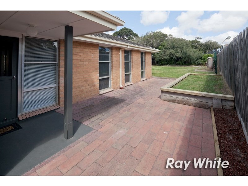 8 Indigo Court, Frankston North VIC 3200