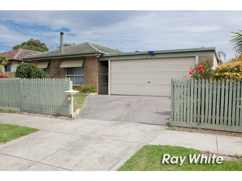 68 Maple Street, Seaford VIC 3198