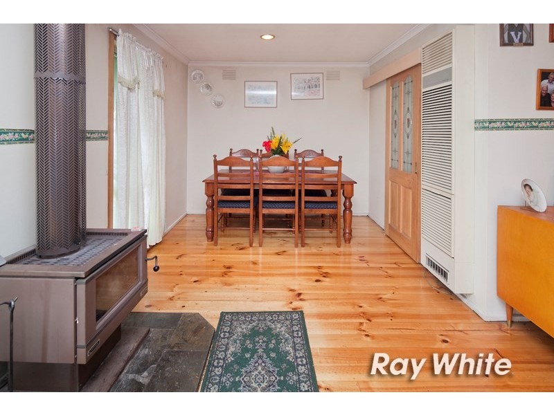 68 Maple Street, Seaford VIC 3198