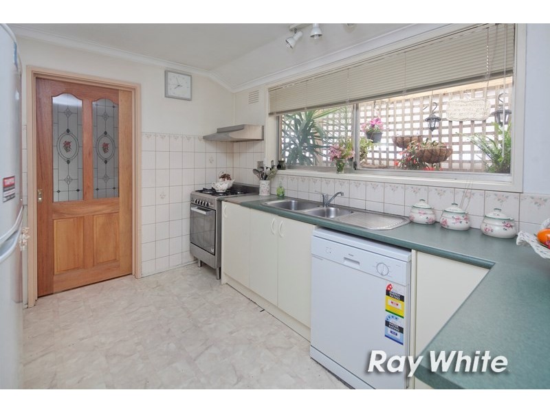 68 Maple Street, Seaford VIC 3198