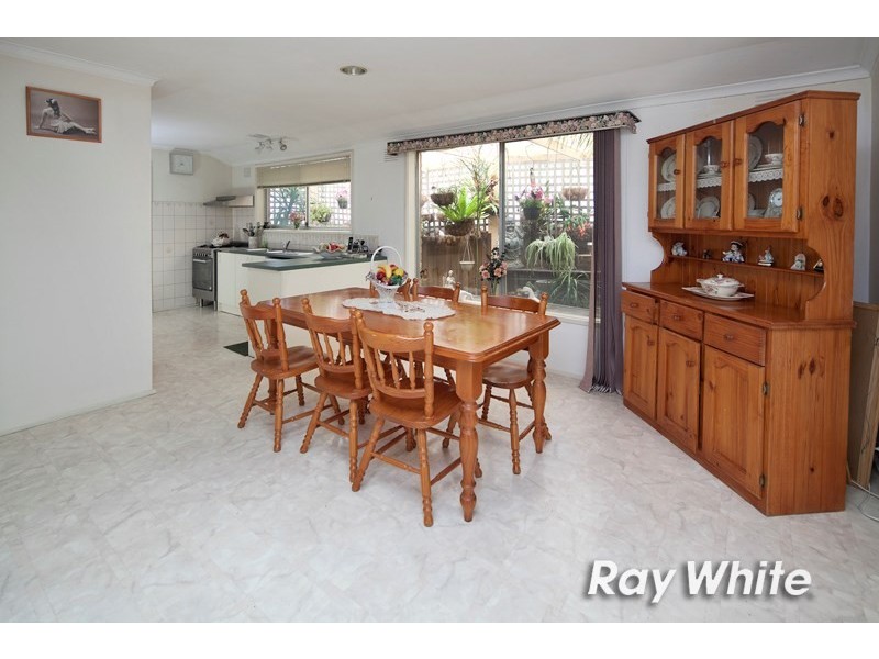 68 Maple Street, Seaford VIC 3198