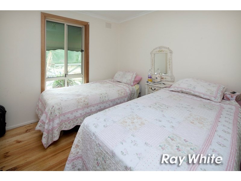 68 Maple Street, Seaford VIC 3198