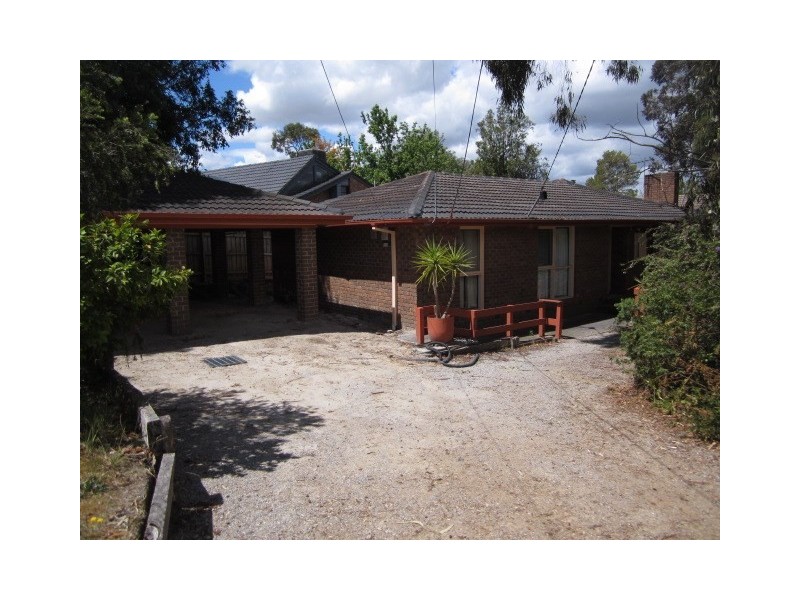 2 Oak Grove, Langwarrin VIC 3910