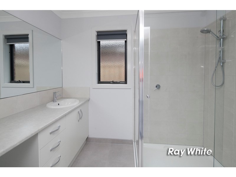 113 Station Creek Way, Cranbourne South VIC 3977
