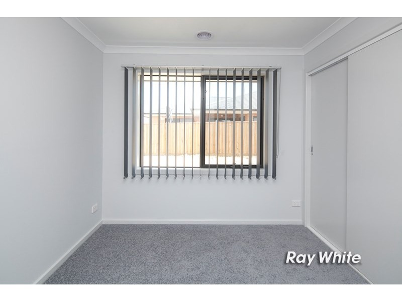 113 Station Creek Way, Cranbourne South VIC 3977