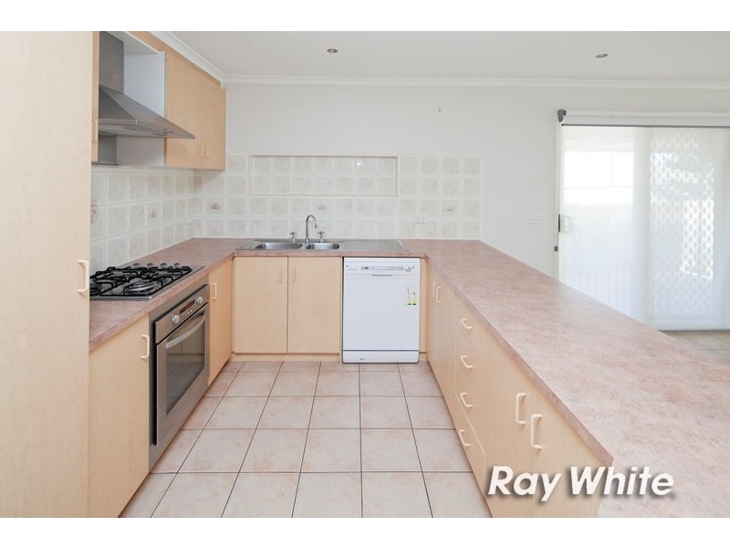 70 Gum Nut Drive, Langwarrin VIC 3910