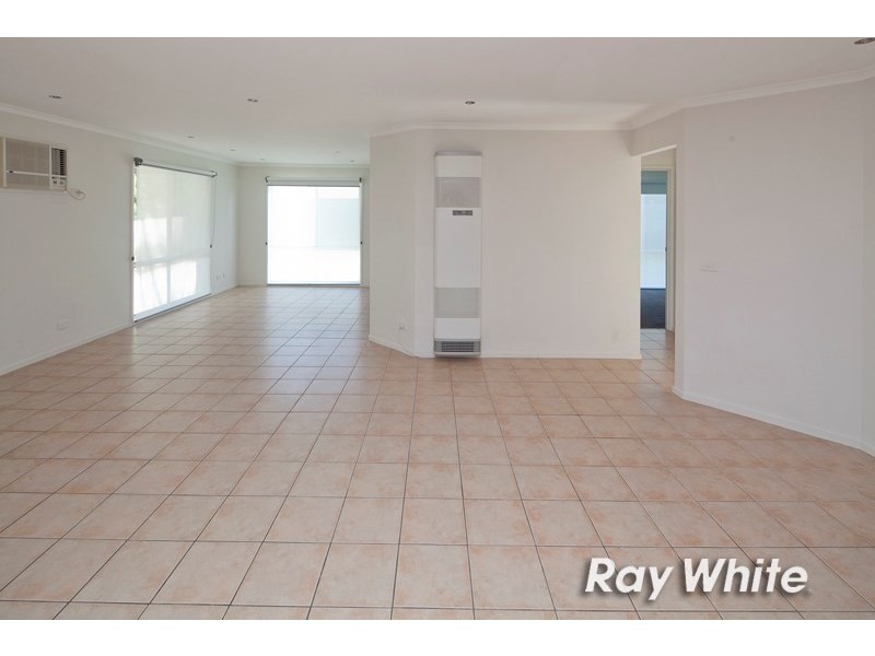 70 Gum Nut Drive, Langwarrin VIC 3910
