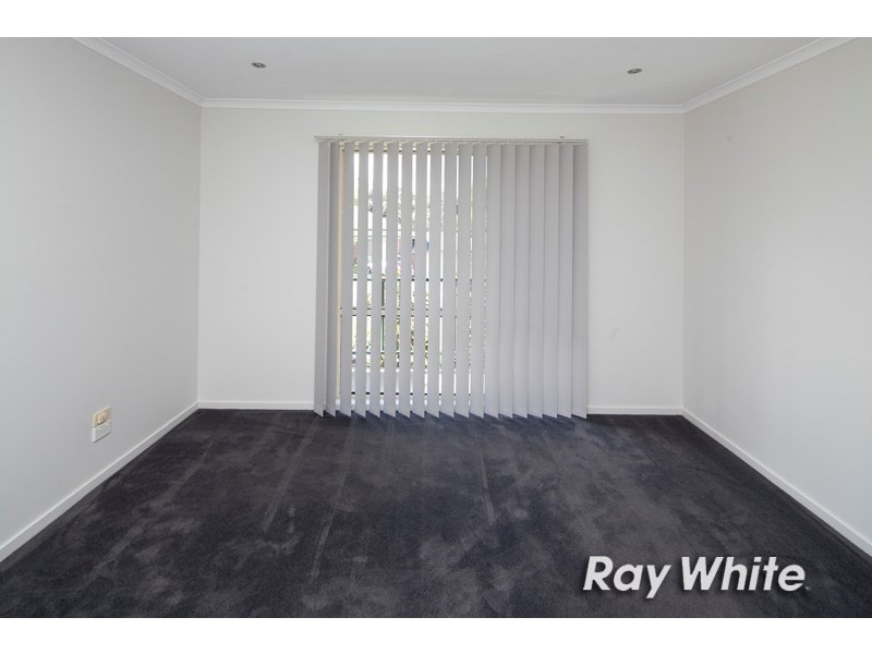 70 Gum Nut Drive, Langwarrin VIC 3910