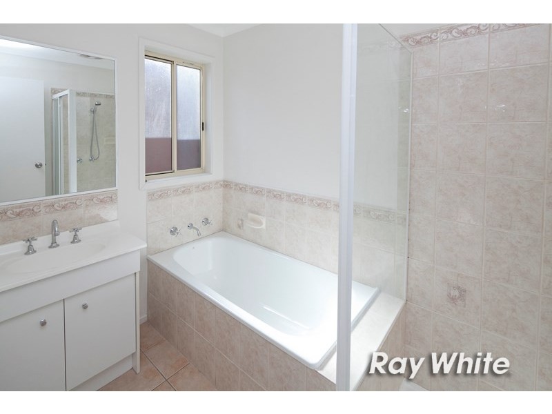 70 Gum Nut Drive, Langwarrin VIC 3910