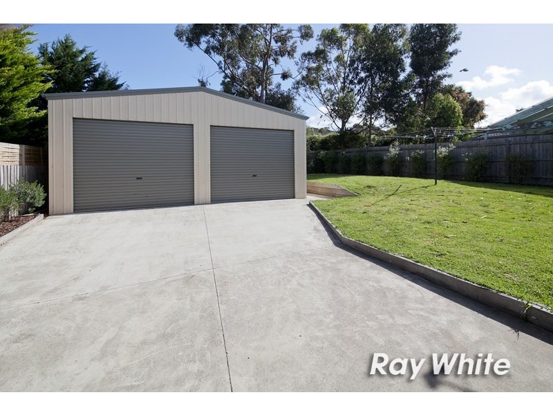 70 Gum Nut Drive, Langwarrin VIC 3910