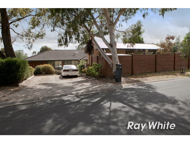 74 Raphael Crescent, Frankston VIC 3199
