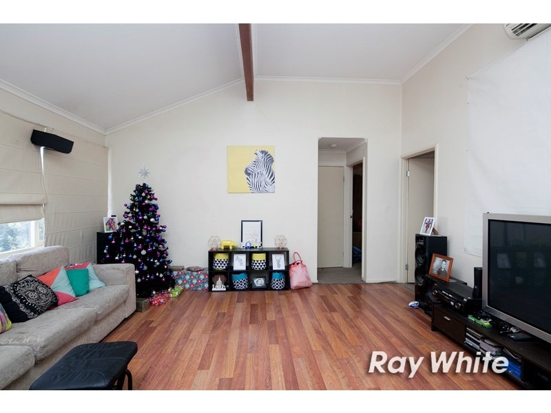 74 Raphael Crescent, Frankston VIC 3199