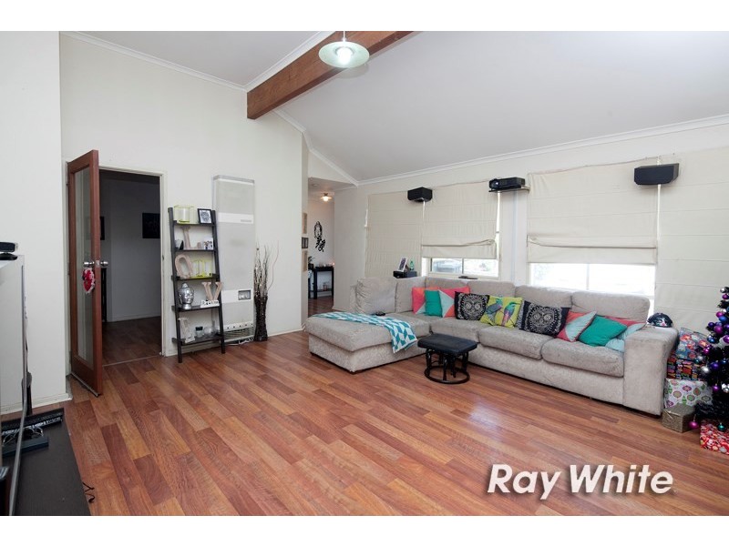 74 Raphael Crescent, Frankston VIC 3199