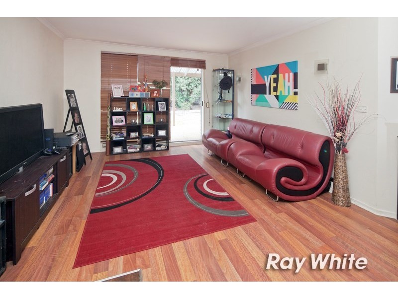 74 Raphael Crescent, Frankston VIC 3199