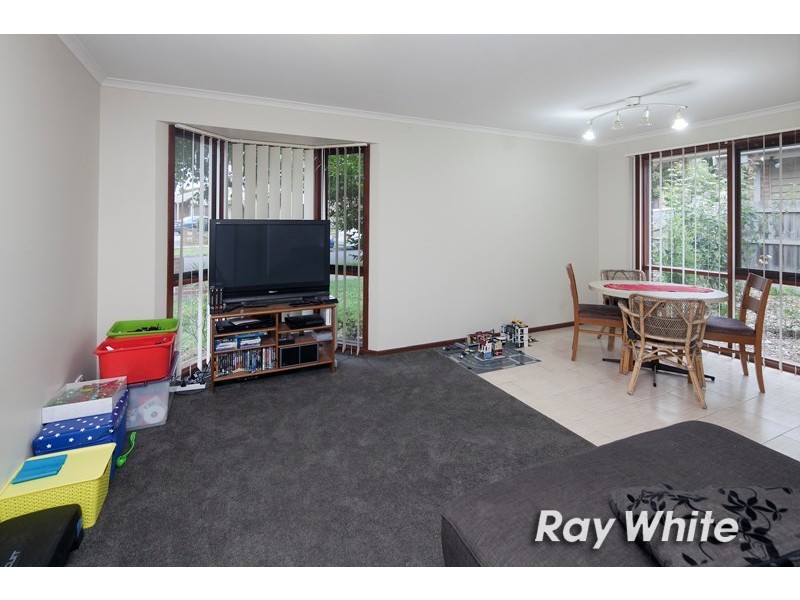 34 Richard Drive, Langwarrin VIC 3910