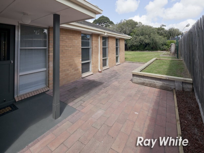 8 Indigo Court, Frankston North VIC 3200
