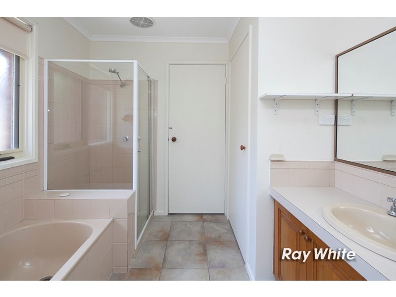 6 Melanie Court, Langwarrin VIC 3910