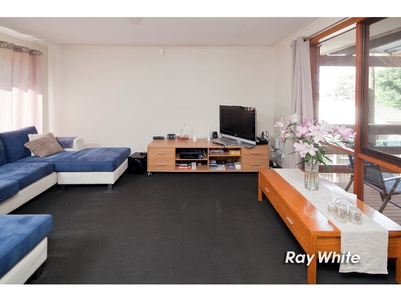 8 Richard Drive, Langwarrin VIC 3910