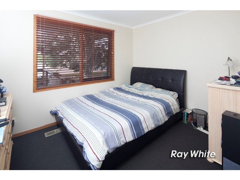 8 Richard Drive, Langwarrin VIC 3910