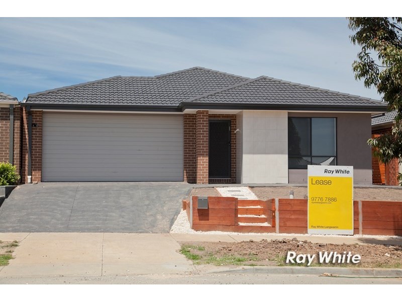 35 Alarah Boulevard, Cranbourne West VIC 3977