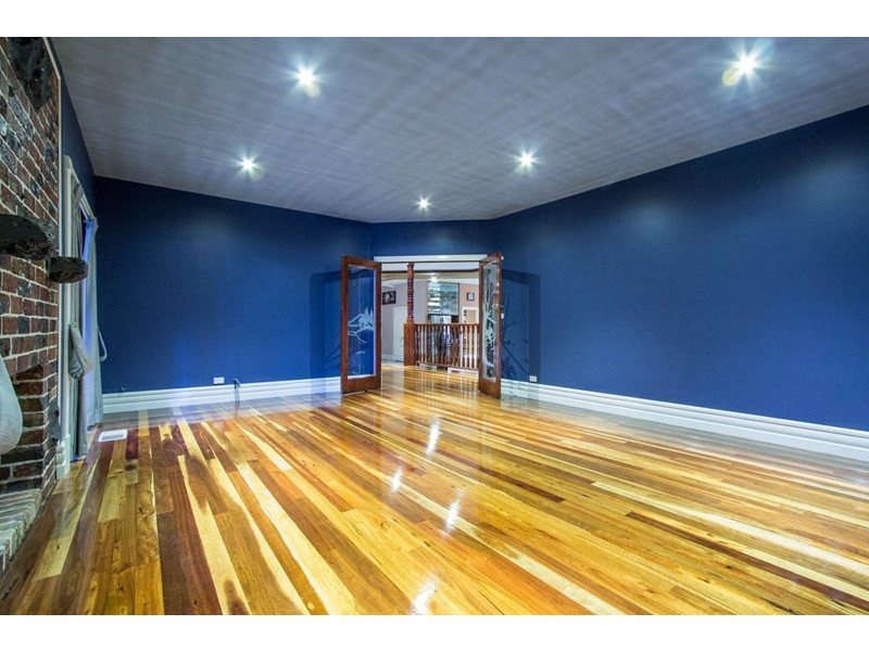 10 Hillcrest Drive, Langwarrin VIC 3910